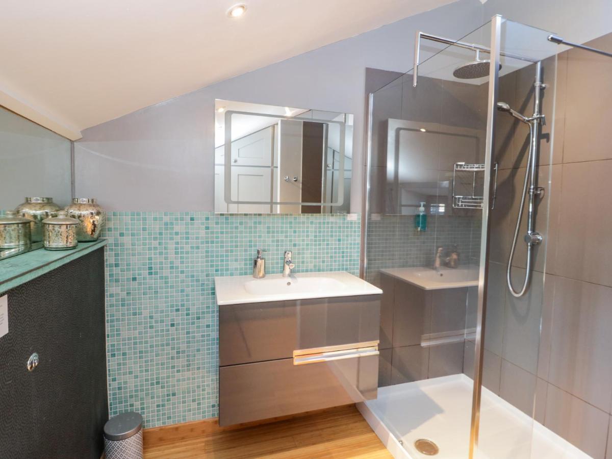 Sea Chest Villa Conwy Luaran gambar